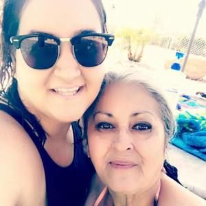 Meet your Posher, Randi